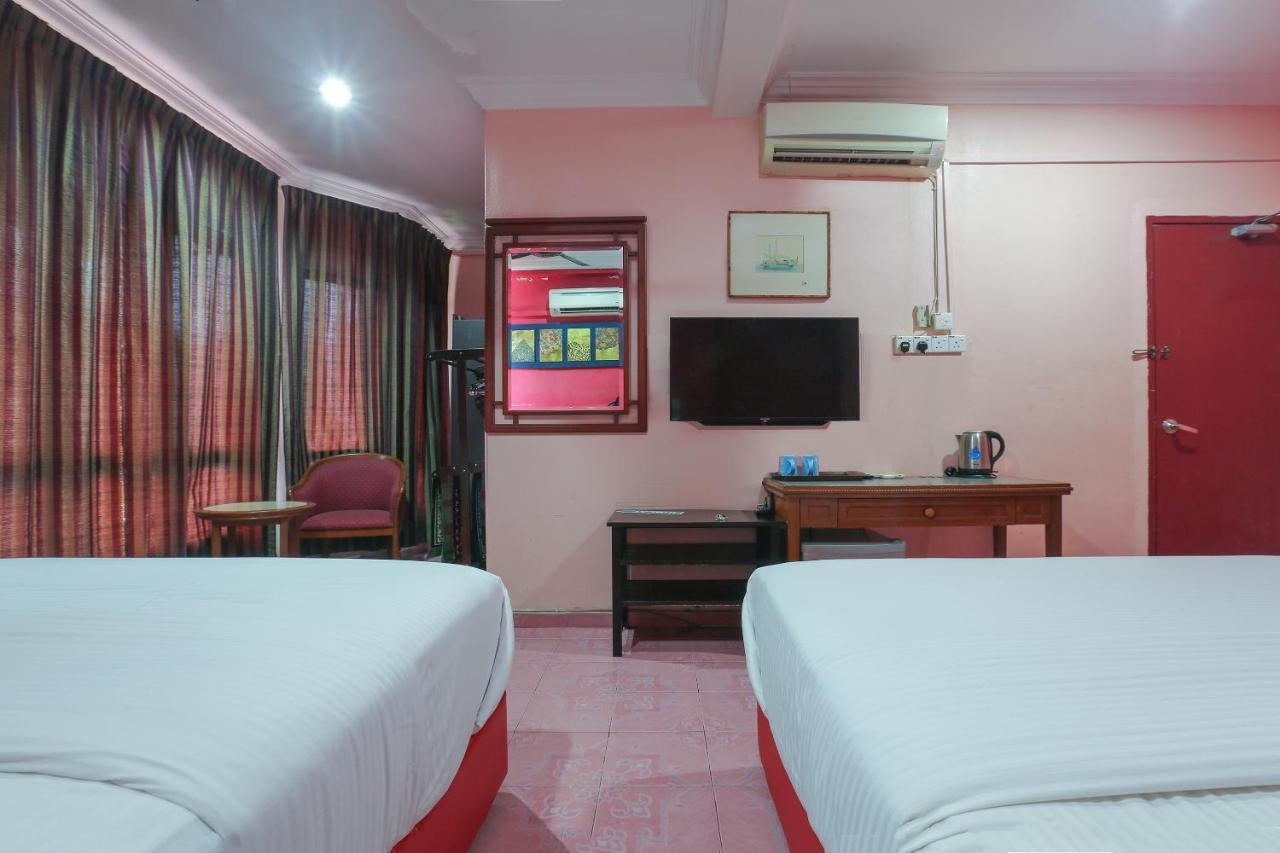 Oyo 89892 Hotel Jeli Inn Eksteriør billede