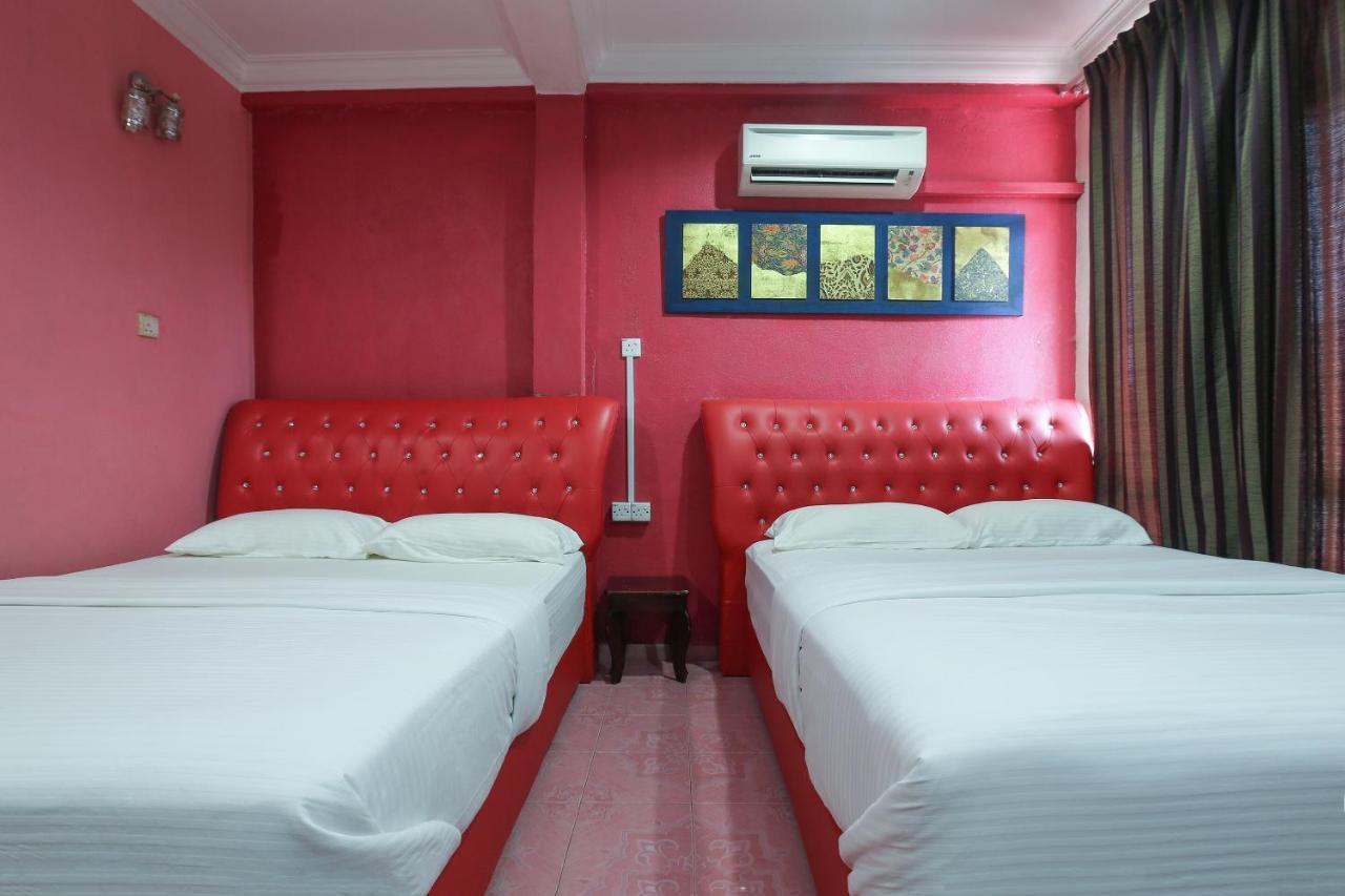 Oyo 89892 Hotel Jeli Inn Eksteriør billede