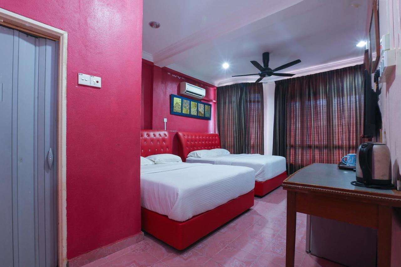 Oyo 89892 Hotel Jeli Inn Eksteriør billede